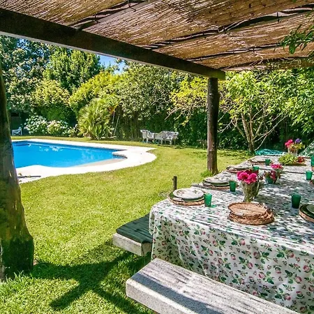 With 6 Bedrooms In Pontevedra With Private Pool Enclosed Garden And Wifi 5 Km From The Beach Villa