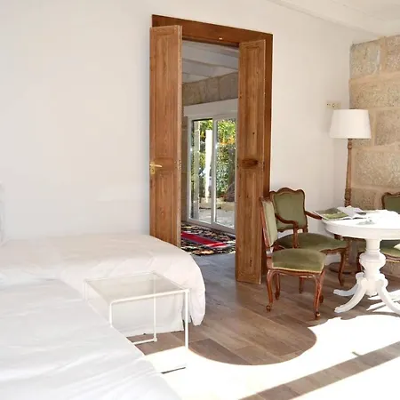 With 6 Bedrooms In Pontevedra With Private Pool Enclosed Garden And Wifi 5 Km From The Beach * Gondomar