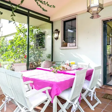 With 6 Bedrooms In Pontevedra With Private Pool Enclosed Garden And Wifi 5 Km From The Beach Gondomar