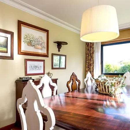 With 6 Bedrooms In Pontevedra With Private Pool Enclosed Garden And Wifi 5 Km From The Beach *